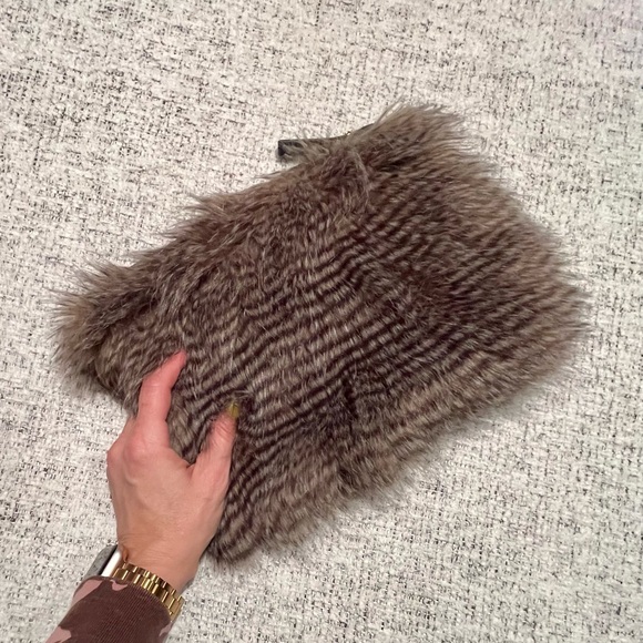ANN TAYLOR leather and faux fur clutch bag pouch animal print stripes - Picture 9 of 16